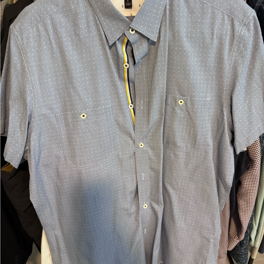 Banana Republic Light Blue Casual Button Down Shirt